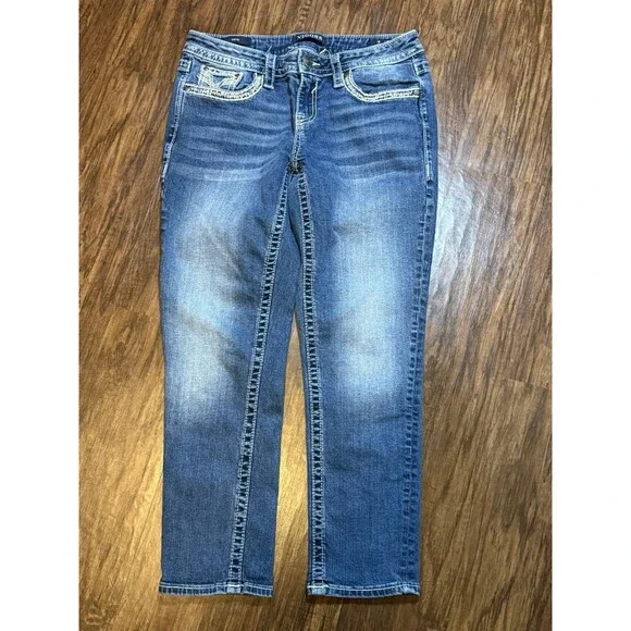 Vigoss Jeans Women’s Size 8 Capri Heritage Fit Embroidered - Picture 2 of 8